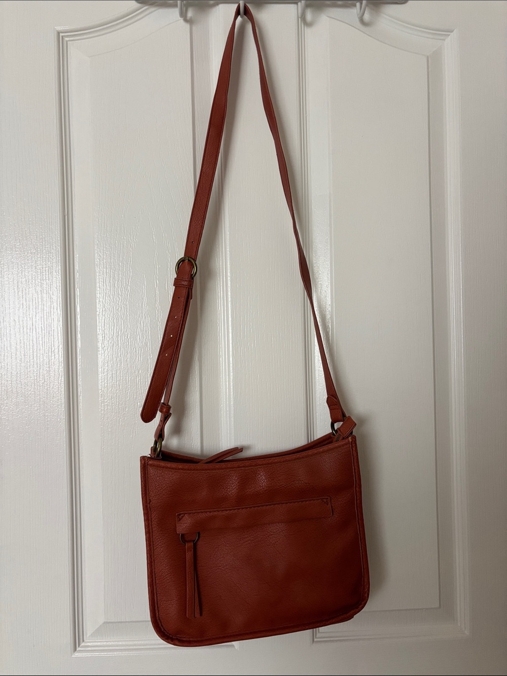 Universal Thread Rust Brown Leather Crossbody Bag
